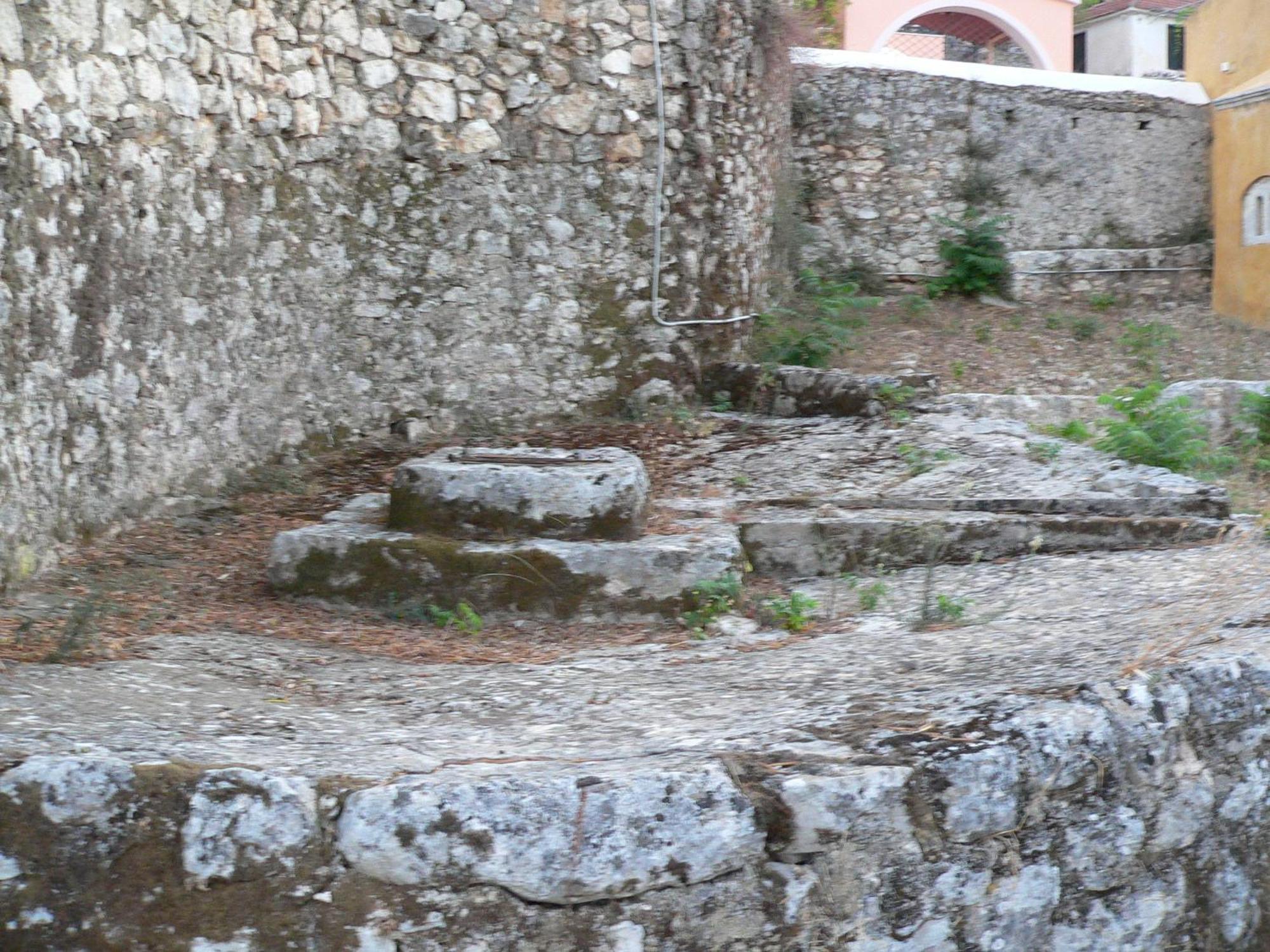 Evangelia Agia Efimia Esterno foto